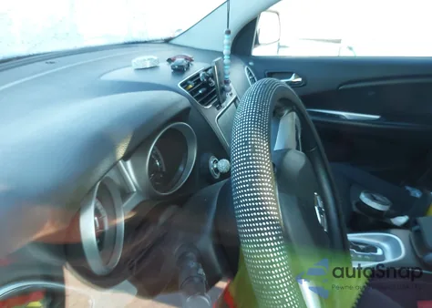 2012 Dodge Journey Sxt z USA, uszkodzony, nr VIN 3C4PDCBB8CT367870